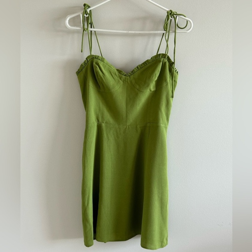 Aritzia Wilfred Fable Dress - Succulent Green
